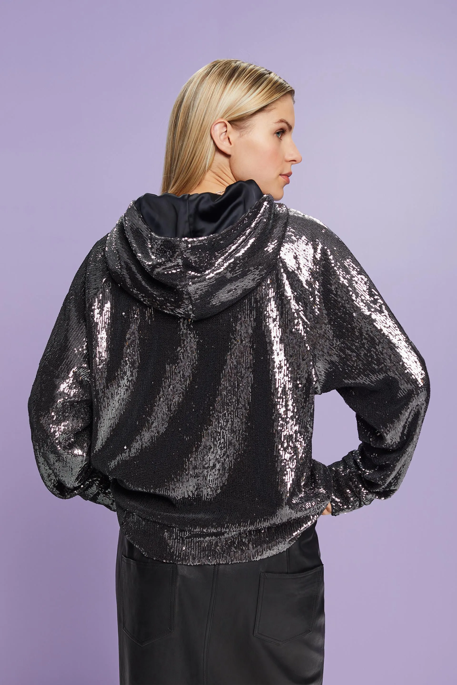 Sudadera con capucha de lentejuelas