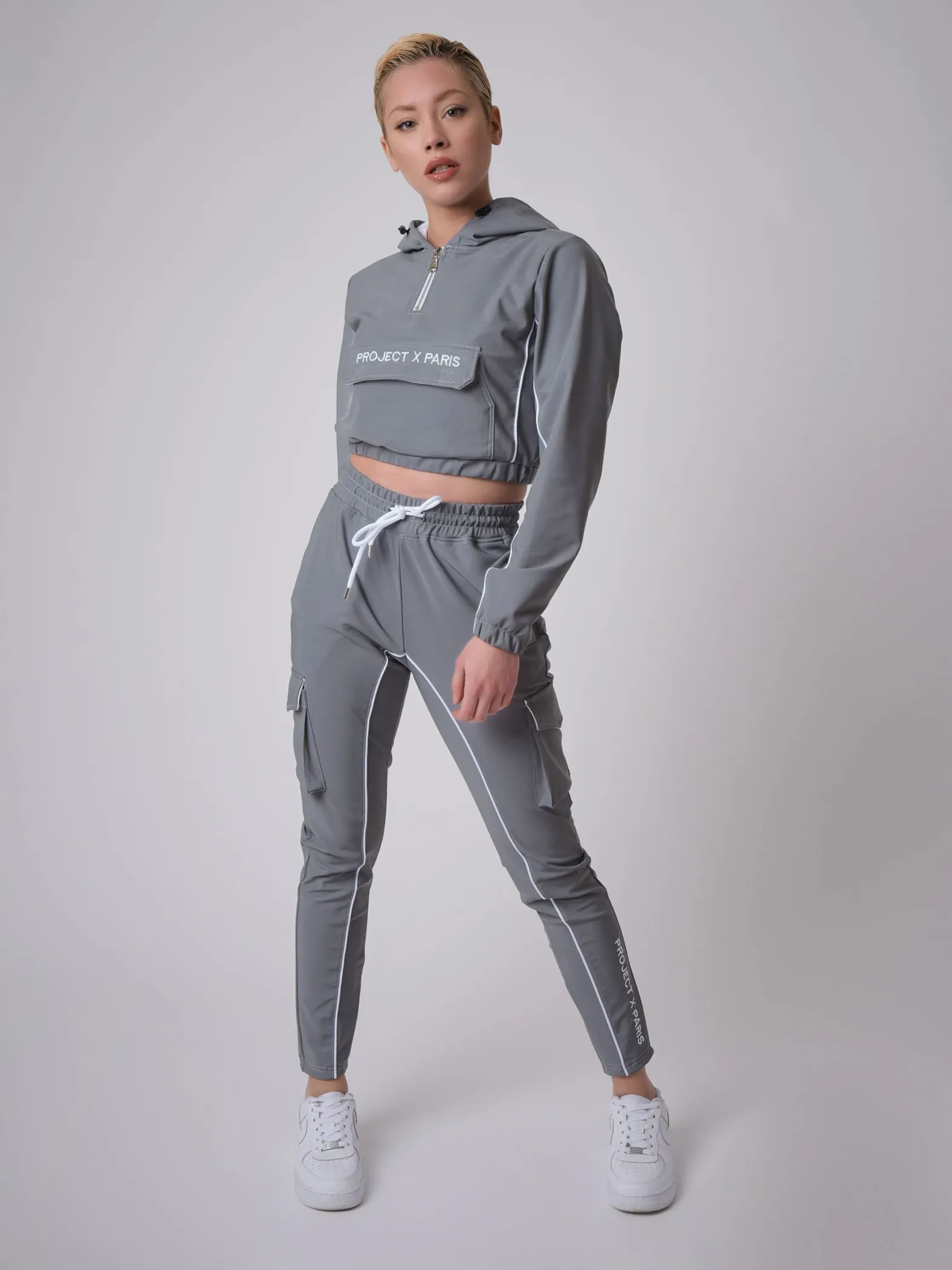 Sudadera con capucha y ribete