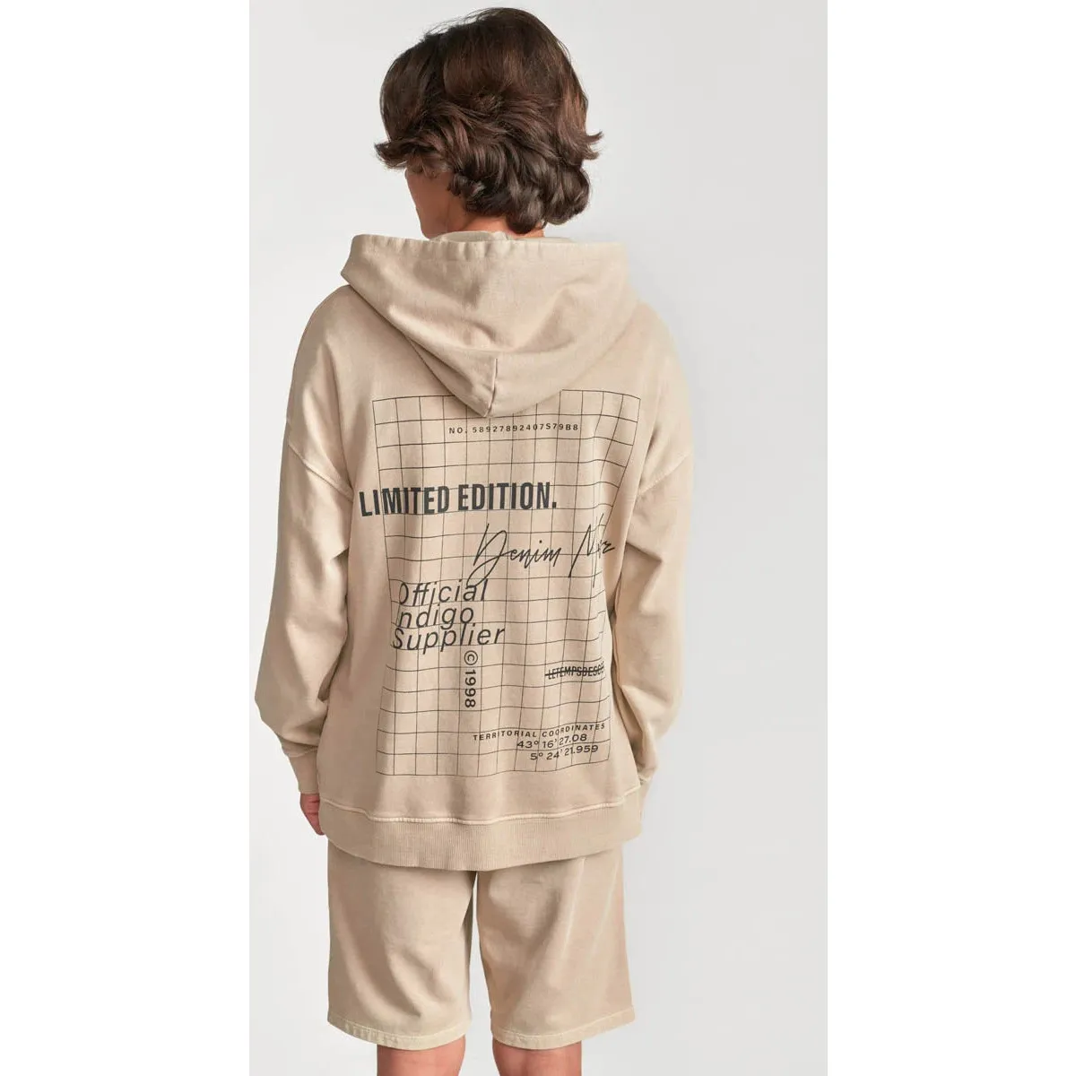 Sudadera y camisa con capucha ANIBO