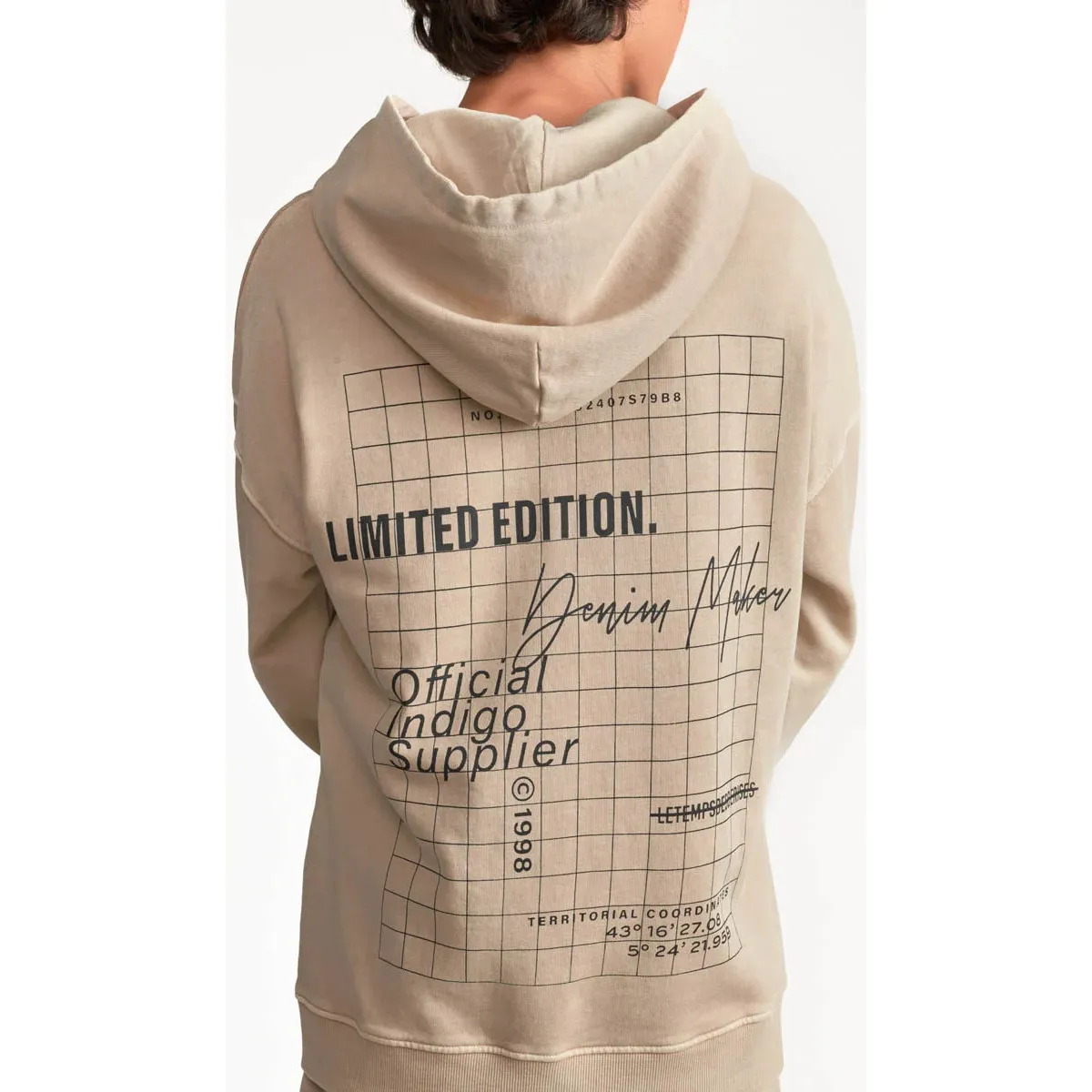 Sudadera y camisa con capucha ANIBO
