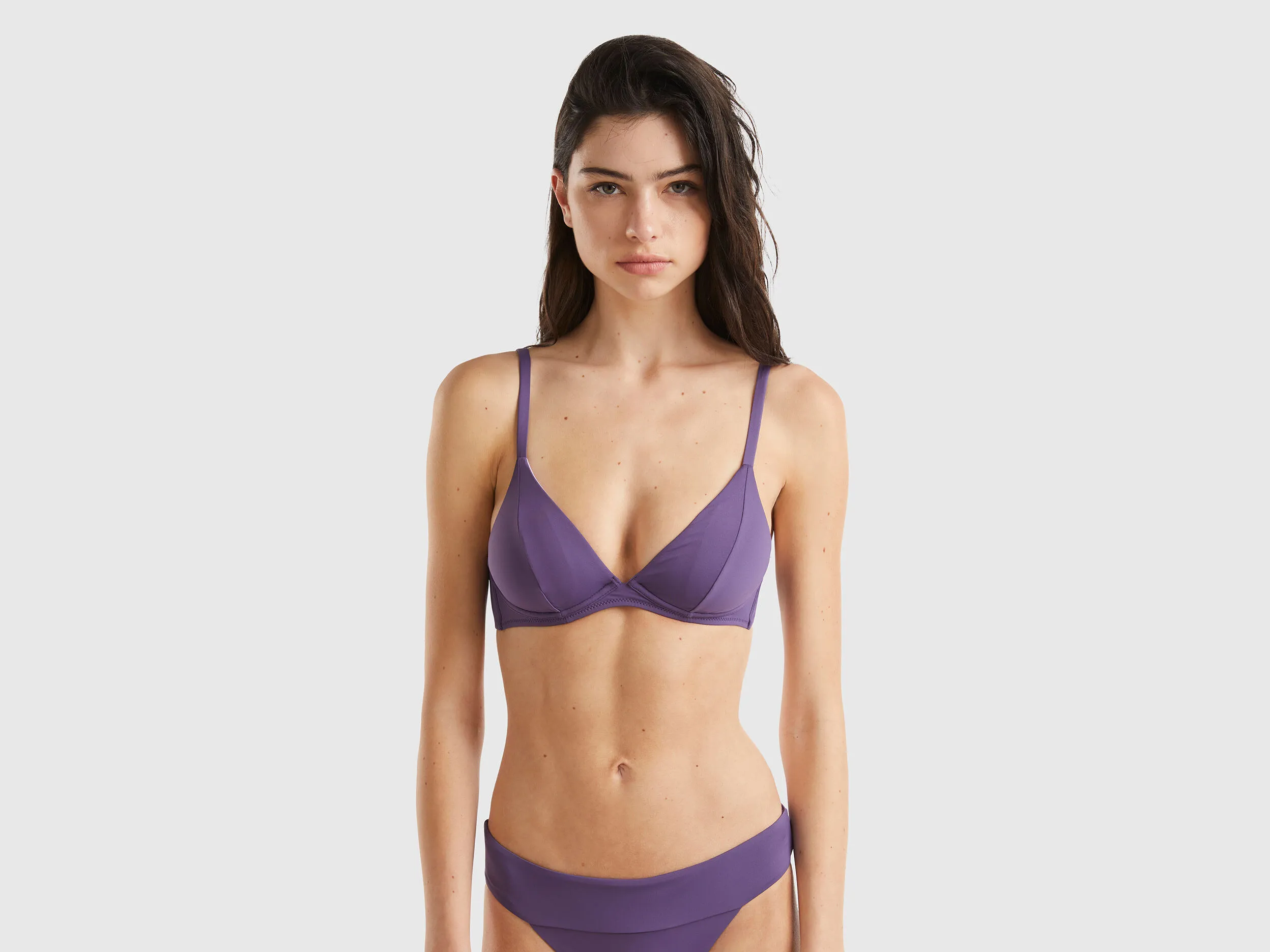 Sujetador de bikini de triángulo de ECONYL® con aros