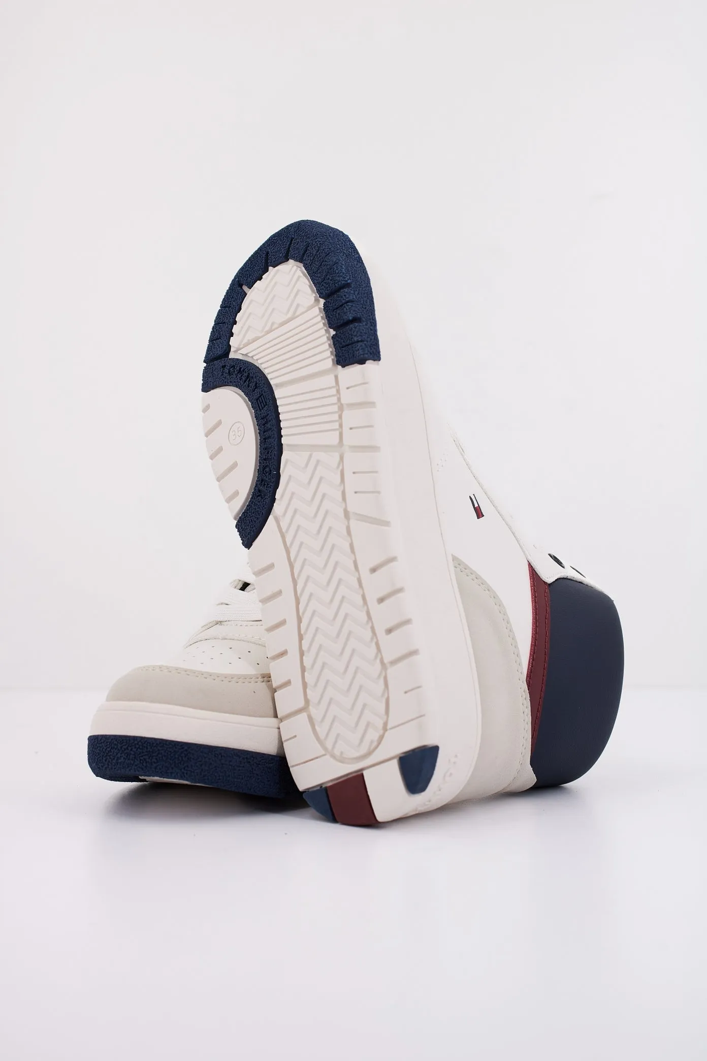 TOMMY HILFIGER MID CUT LACEUP SNEAKER