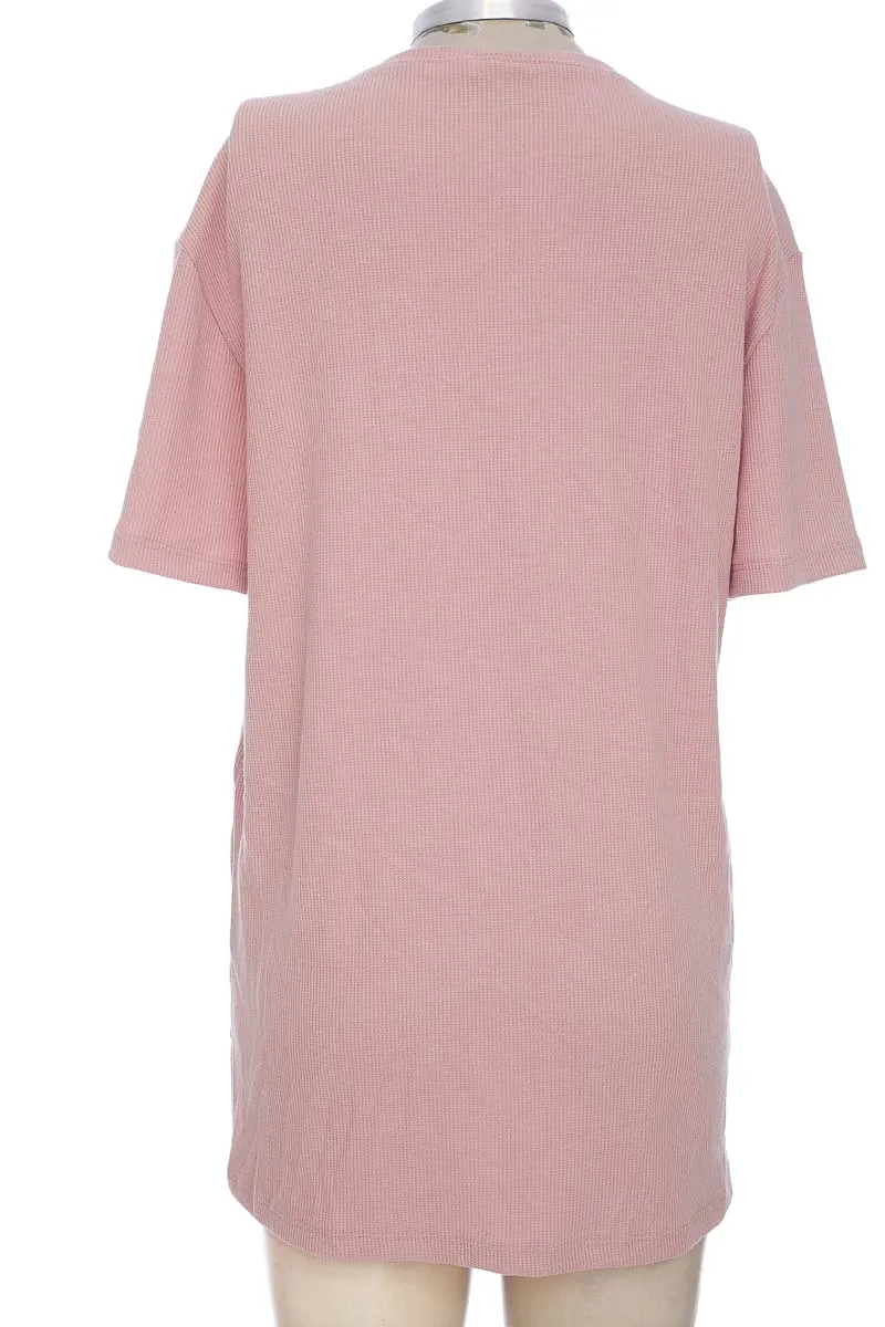 TOP / CAMISETA COLOR ROSADO  PACíFIKA