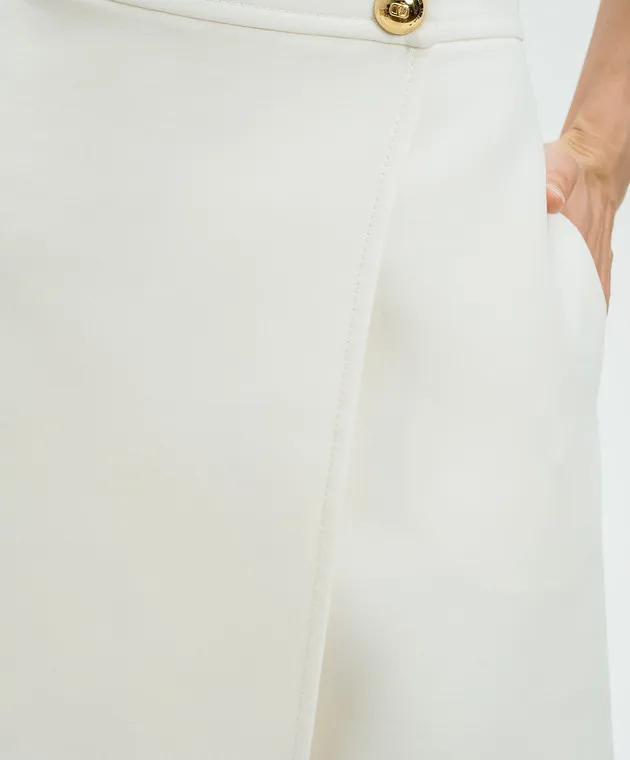 Valentino A white skirt made of wool and silk