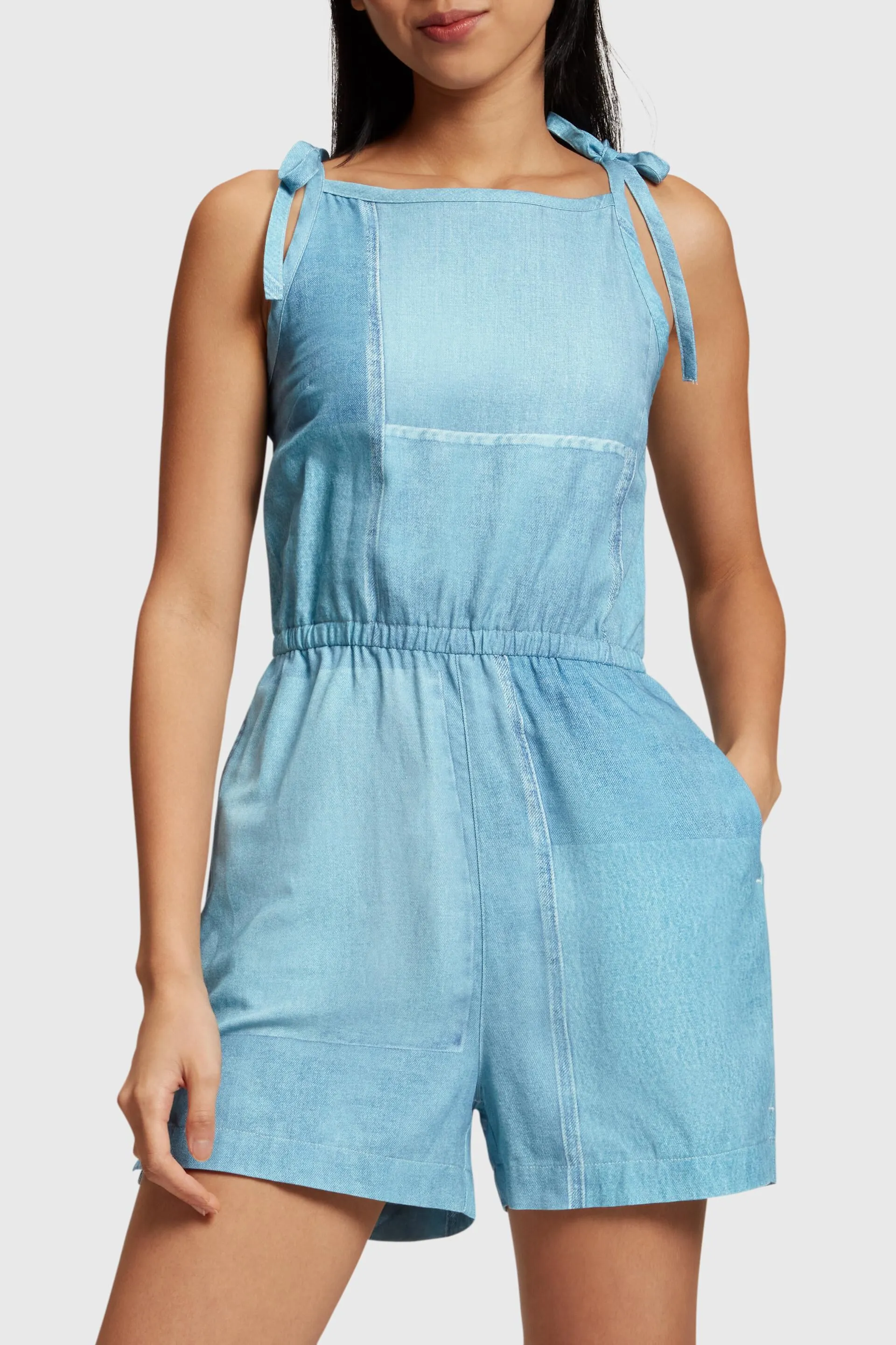 Vestido corto con estampado vaquero no vaquero