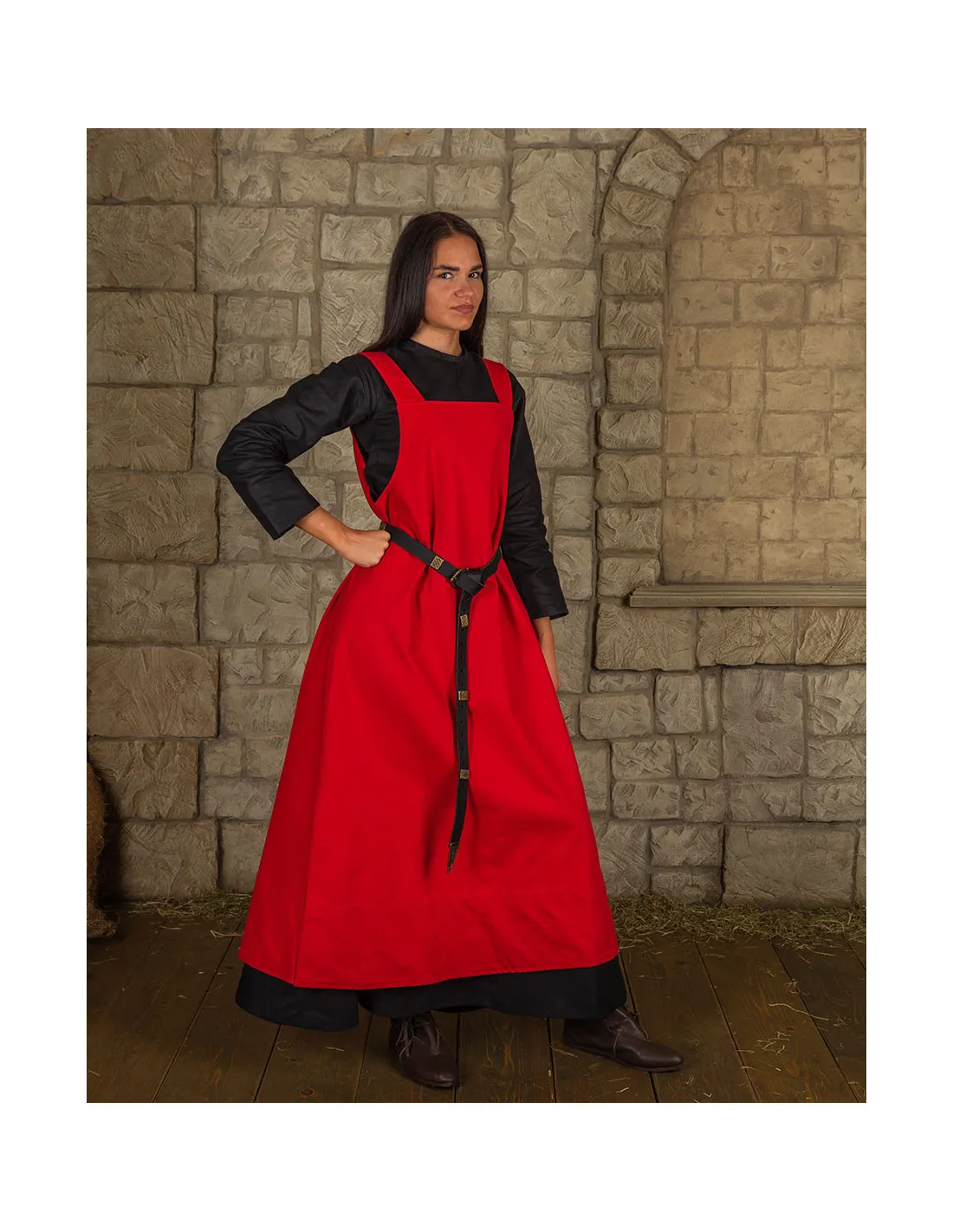 Vestido estilo delantal modelo Lientje, color rojo