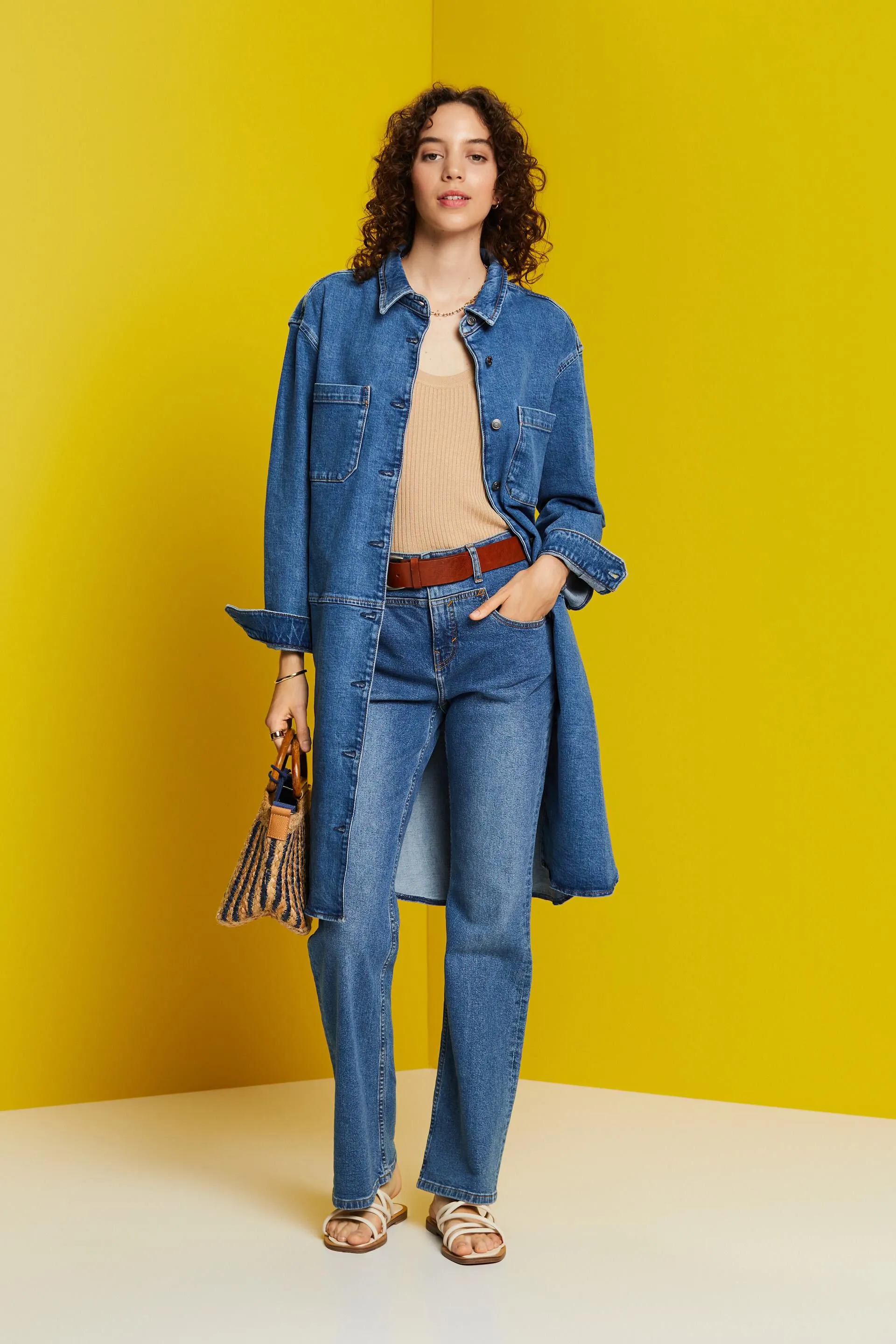 Vestido vaquero con corte holgado