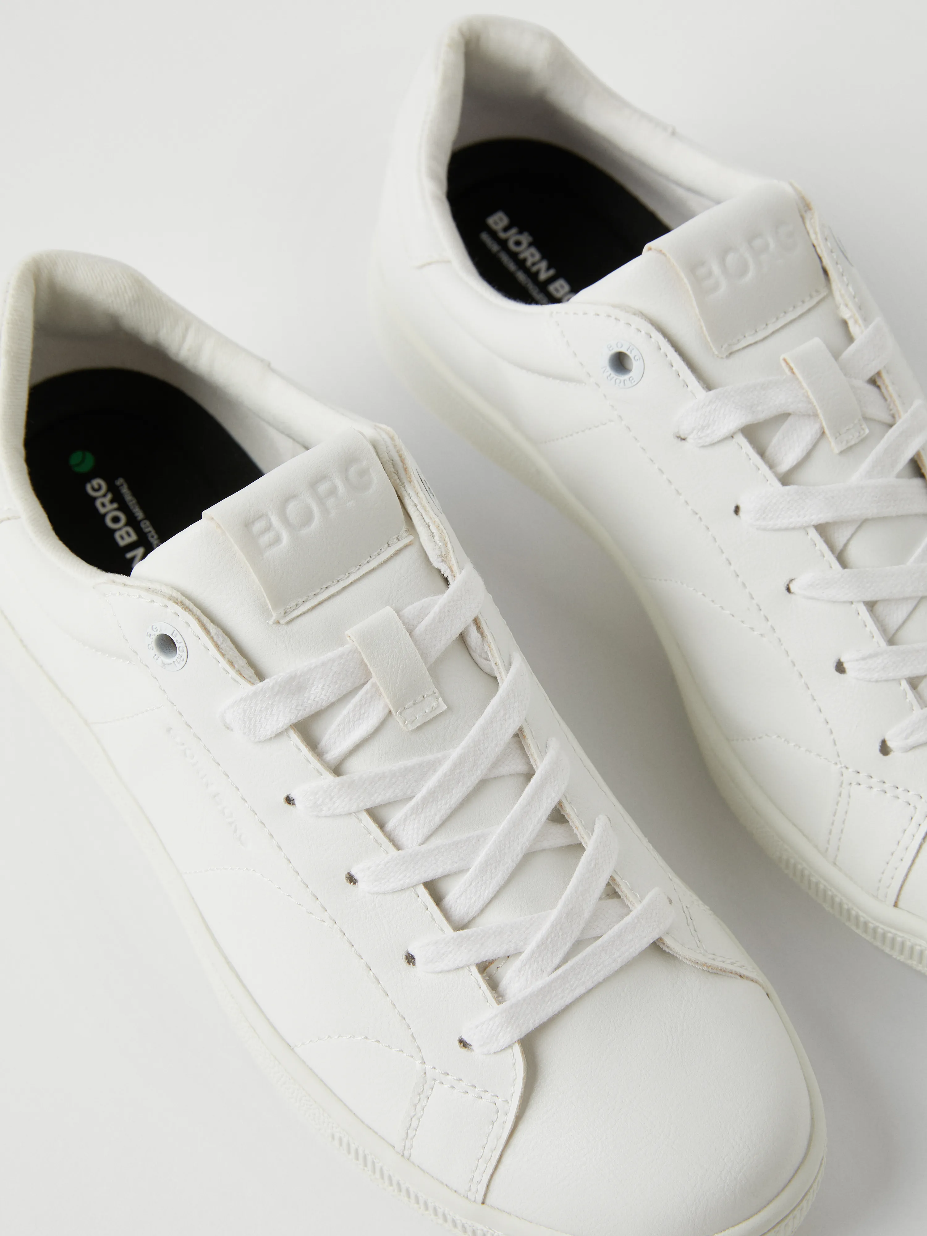 Women's Sneaker T305 BTM