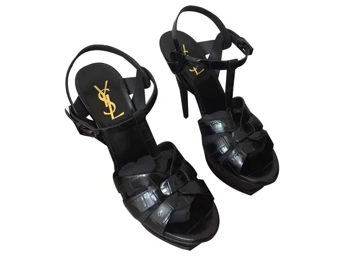 Yves Saint Laurent Homenaje al cocodrilo Negro 