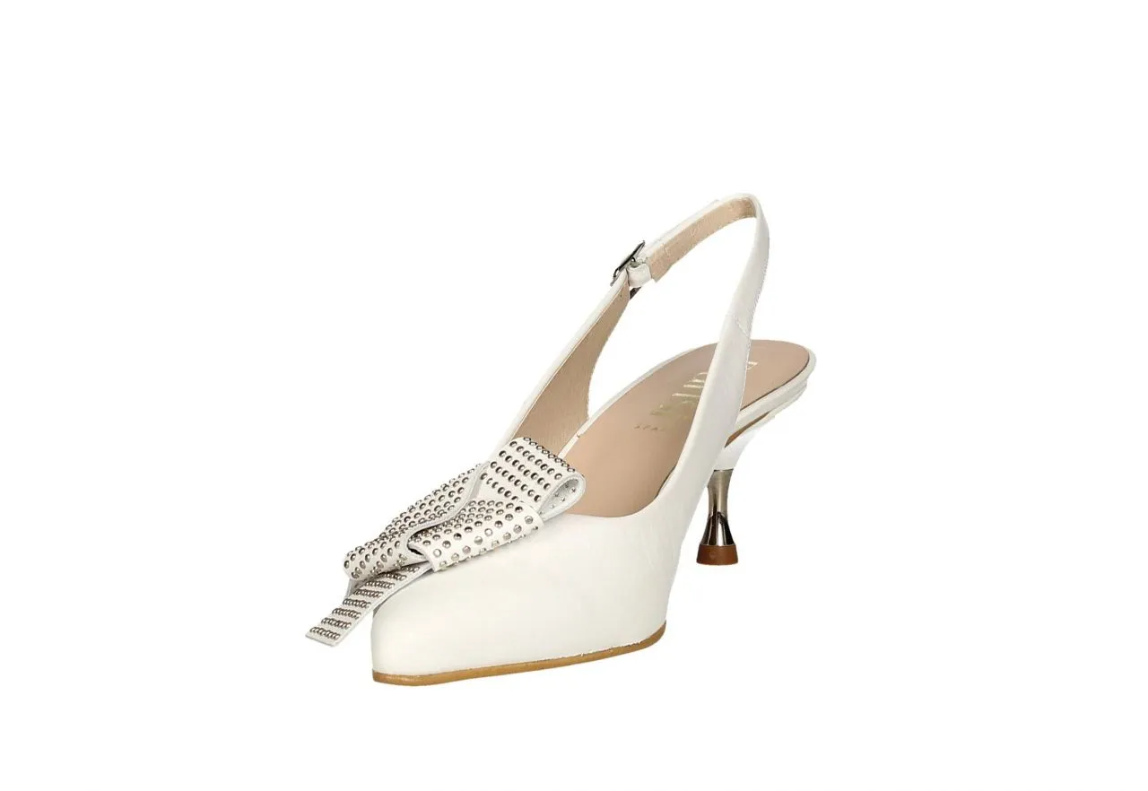 Zapato Blanco Talon Abierto Lazo Remaches Lateral