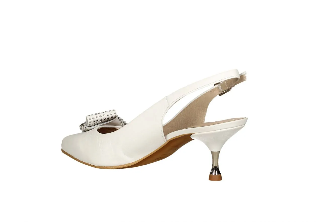 Zapato Blanco Talon Abierto Lazo Remaches Lateral