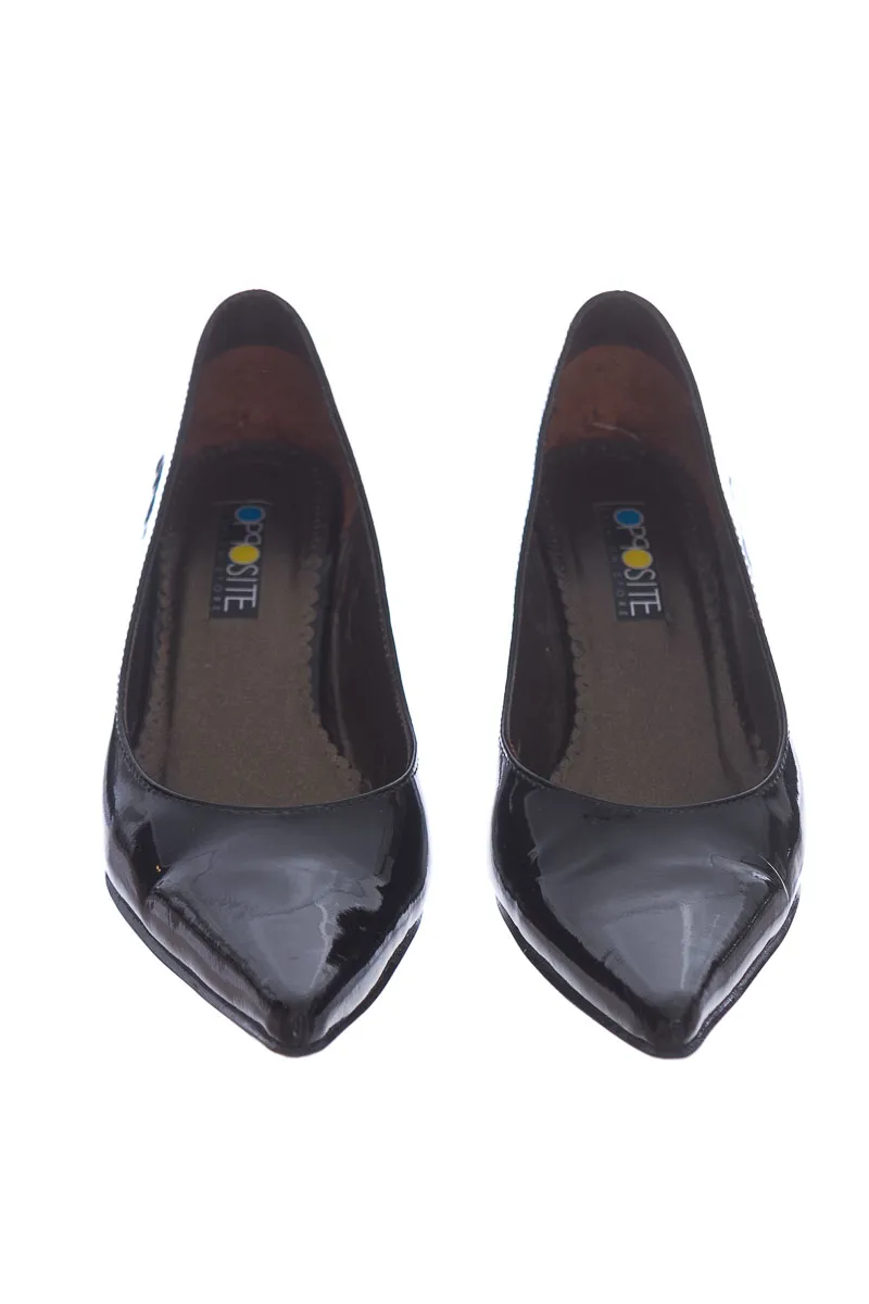 ZAPATOS COLOR NEGRO  OPQOSITE